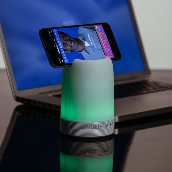Caixa de Som Multimídia com Porta Caneta e Luminária - Brinde Corporativo
